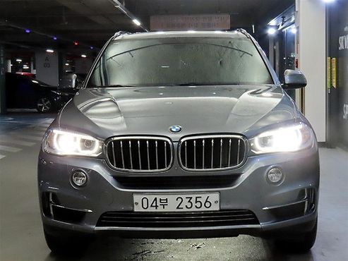 BMW X5 xDrive 30d — пробег 221 763 км — фото 2 из 5