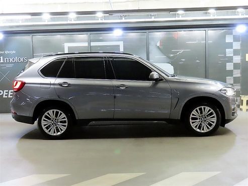 BMW X5 xDrive 30d — пробег 221 763 км — фото 3 из 5