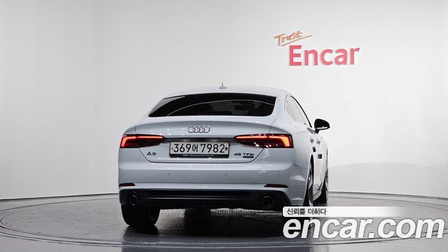 Audi A5 45 TFSI Quattro Premium Sportback — пробег 42 690 км — фото 4 из 5