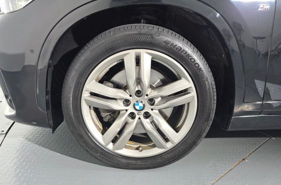 BMW X1 xDrive 20i M Sport — пробег 53 273 км — фото 5 из 5
