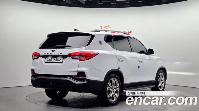Ssangyong Rexton из Кореи Encar
