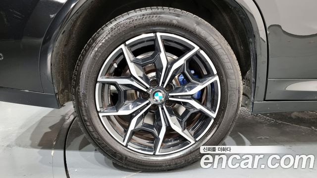 BMW X4 xDrive20i M Sport — пробег 38 055 км — фото 5 из 5