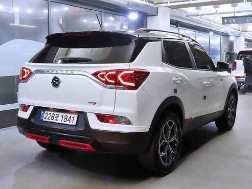 Ssangyong KORANDO Gasoline 1.5 2WD R-Plus — пробег 54 624 км — фото 4 из 5