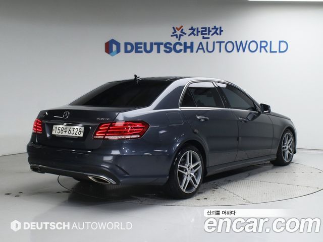 Mercedes-Benz E-Class E350 BlueTec 4MATIC — пробег 132 546 км — фото 2 из 5