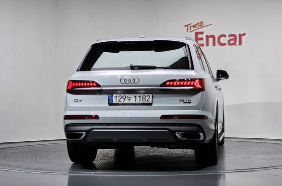 Audi Q7 45 TDI Quattro Premium — пробег 27 618 км — фото 4 из 5