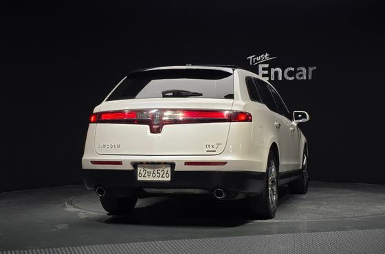 Lincoln MKT 3.5 — пробег 99 962 км — фото 4 из 5