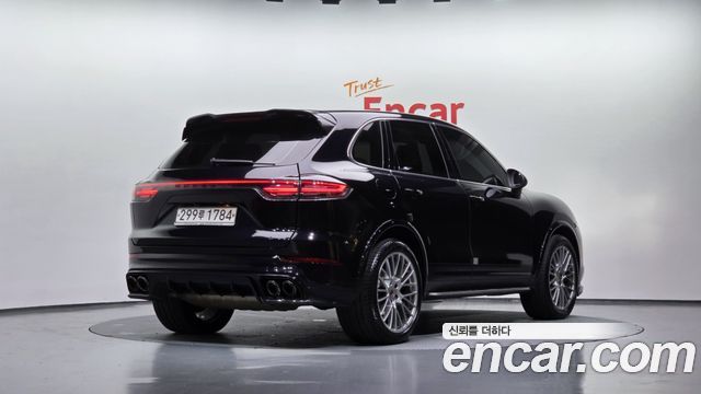 Porsche Cayenne 3.0 Diesel 958 — пробег 113 953 км — фото 2 из 5