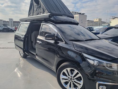 Kia Carnival 9-seater Prestige — пробег 166 900 км — фото 1 из 5