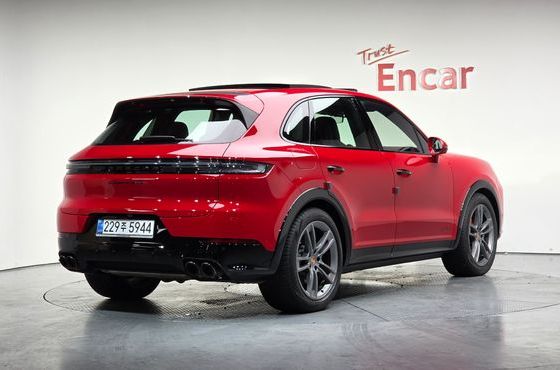 Porsche Cayenne 4.0 GTS — пробег 10 055 км — фото 2 из 5