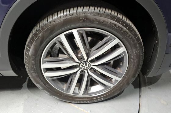 Volkswagen Tiguan 2.0 TSI Prestige — пробег 8 461 км — фото 5 из 5