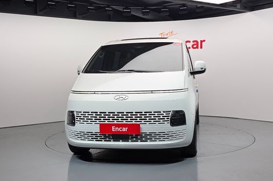 Hyundai Staria Tourer 9-Seater Modern — пробег 63 674 км — фото 3 из 5