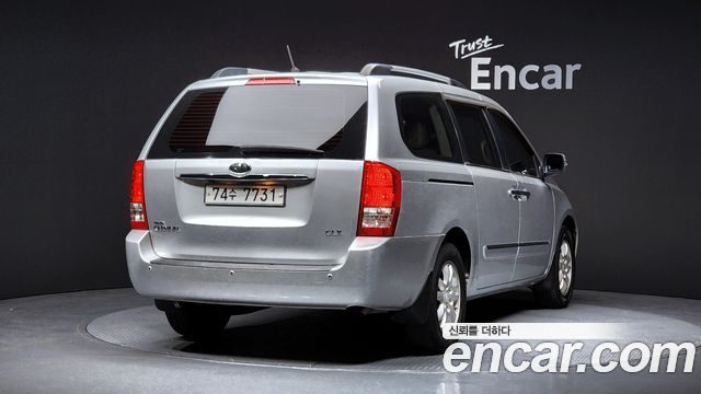 Kia Carnival из Кореи Encar