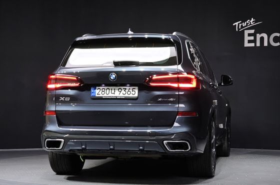 BMW X5 xDrive 40i M Sport — пробег 56 408 км — фото 4 из 5