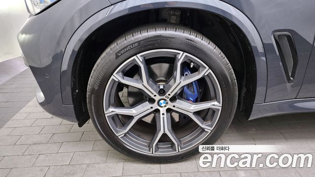 BMW X5 xDrive 40i M Sport — пробег 56 408 км — фото 5 из 5