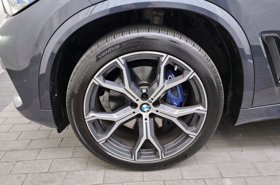 BMW X5 xDrive 40i M Sport — пробег 56 408 км — фото 5 из 5