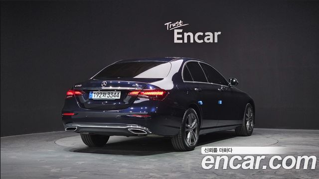 Mercedes-Benz E-Class из Кореи Encar