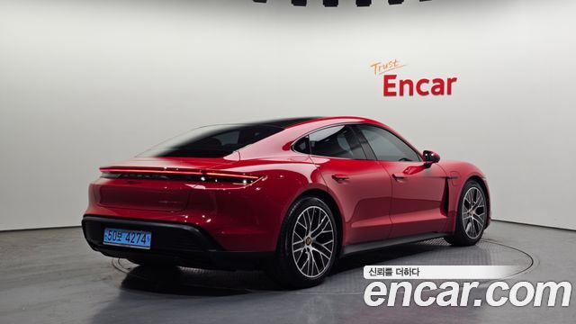 Porsche Taycan Base — пробег 22 409 км — фото 2 из 5