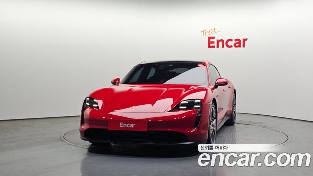 Porsche Taycan Base — пробег 22 409 км — фото 3 из 5