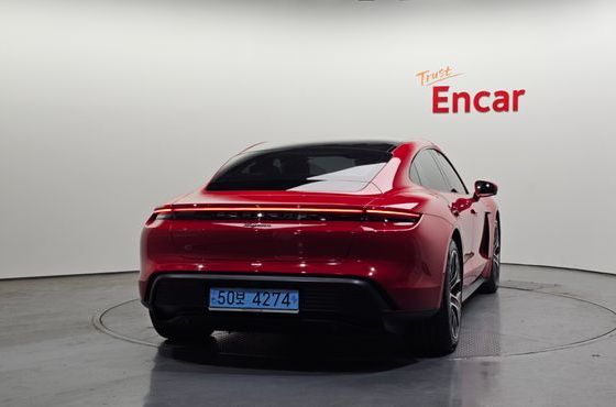 Porsche Taycan Base — пробег 22 409 км — фото 4 из 5