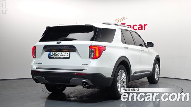 Ford Explorer 2.3 LimIted 4WD — пробег 38 555 км — фото 2 из 5
