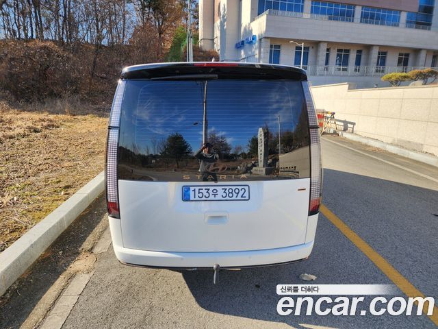 Hyundai Staria 4WD Lounge 9-Seater Inspiration — пробег 5 337 км — фото 5 из 5