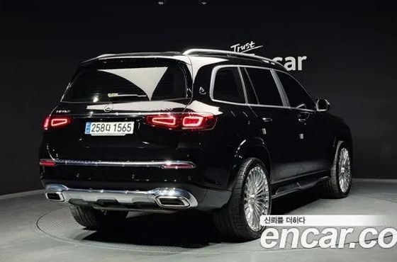 Mercedes-Benz GLS-Class Maybach GLS600 4MATIC — пробег 25 710 км — фото 2 из 5