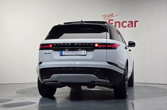Land Rover Range Rover Velar 3.0 P400 Dynamic HSE — пробег 4 514 км — фото 4 из 5
