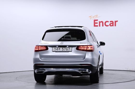 Mercedes-Benz GLC-Class GLC220 d 4MATIC Premium — пробег 62 056 км — фото 4 из 5