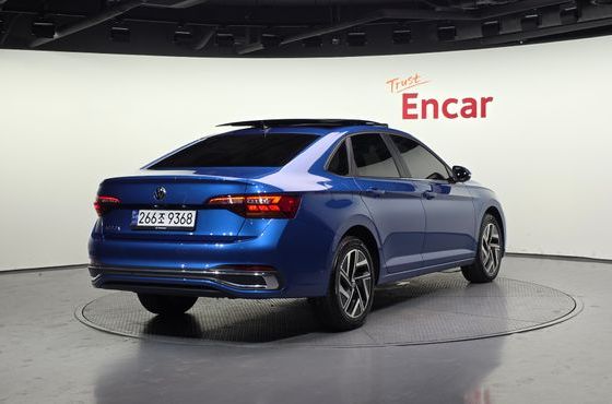 Volkswagen Jetta 1.5 TSI Prestige — пробег 12 205 км — фото 2 из 5