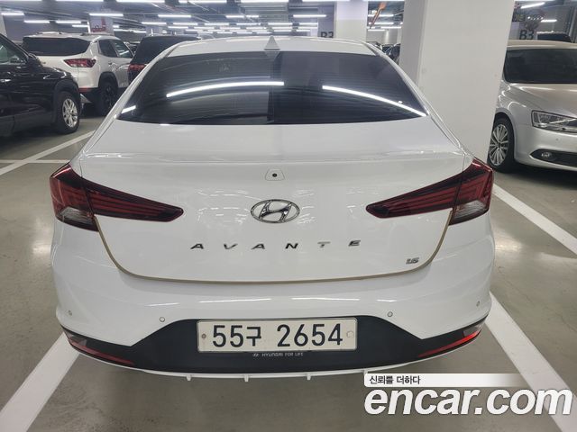 Hyundai AVANTE из Кореи Encar