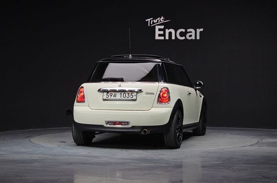 Mini Cooper Baker Street — пробег 87 352 км — фото 4 из 5