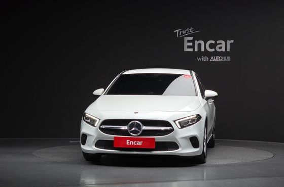 Mercedes-Benz A-Class A220 Sedan — пробег 42 881 км — фото 3 из 5