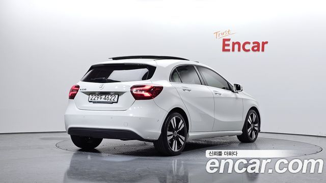 Mercedes-Benz A-Class из Кореи Encar