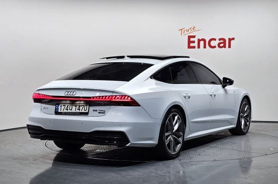 Audi A7 55 TFSI Quattro Premium — пробег 81 678 км — фото 2 из 5