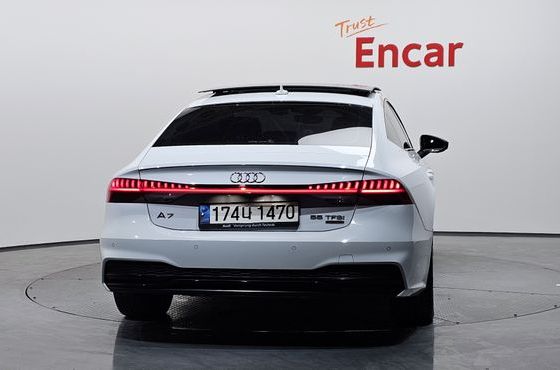 Audi A7 55 TFSI Quattro Premium — пробег 81 678 км — фото 4 из 5