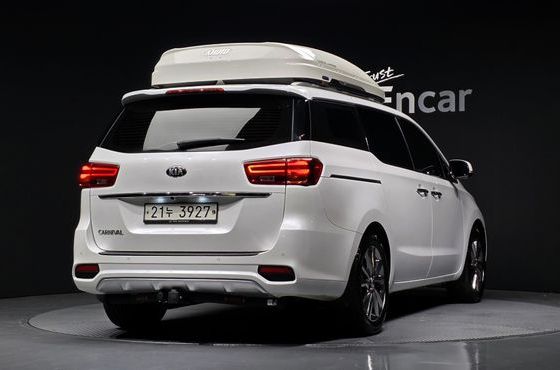 Kia Carnival 9-Seater Noblesse Special — пробег 83 574 км — фото 2 из 5