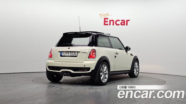 Mini Cooper из Кореи Encar