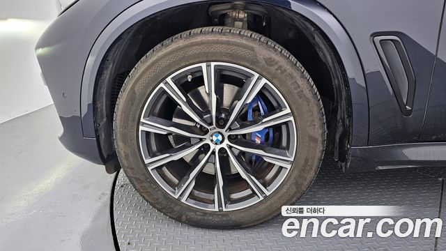 BMW X5 xDrive 30d M Sport — пробег 42 063 км — фото 5 из 5
