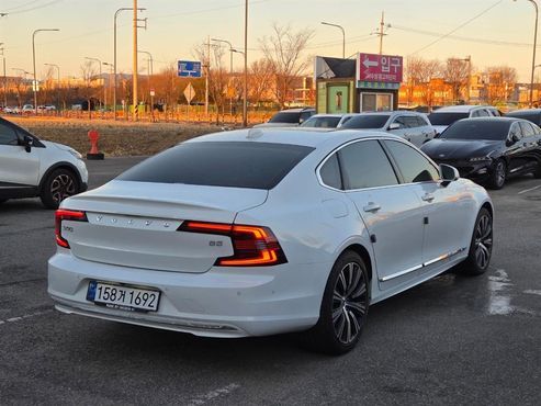 Volvo S90 B5 Ultimate Bright — пробег 11 472 км — фото 4 из 5