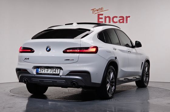 BMW X4 xDrive20i M Sports X Onlile Exclusive Edition — пробег 104 608 км — фото 2 из 5