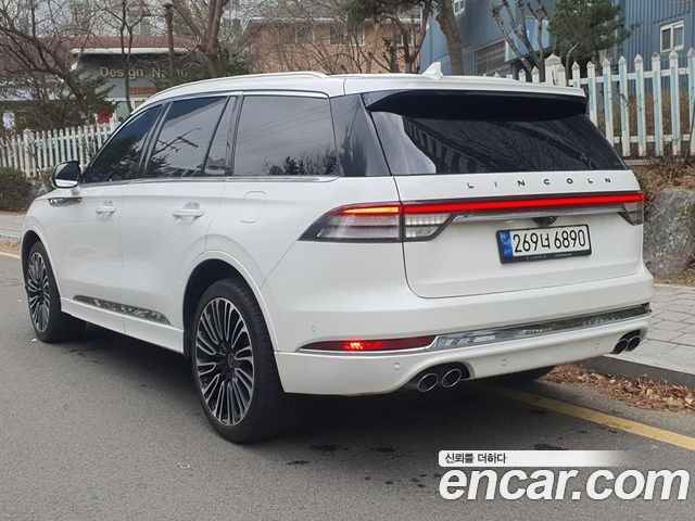 Lincoln Aviator 3.0 Black Label AWD — пробег 134 091 км — фото 2 из 5