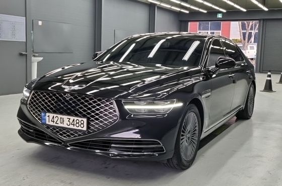 Genesis G90 3.8 AWD Structure change (Bi-fuel) — пробег 203 000 км — фото 2 из 5