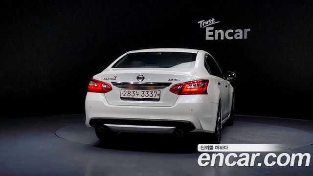 Nissan Altima из Кореи Encar