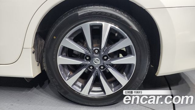 Nissan Altima из Кореи Encar