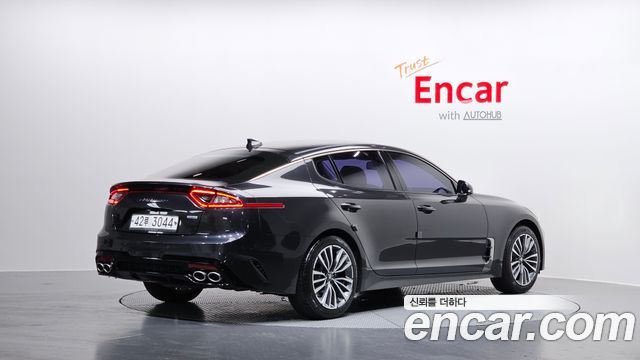 Kia Stinger из Кореи Encar