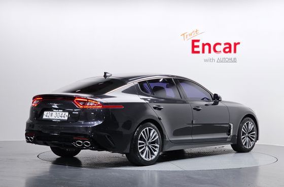 Kia Stinger 2.0 Turbo AWD Prime — пробег 85 817 км — фото 2 из 5