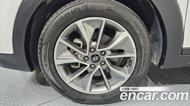 Hyundai Tucson из Кореи Encar