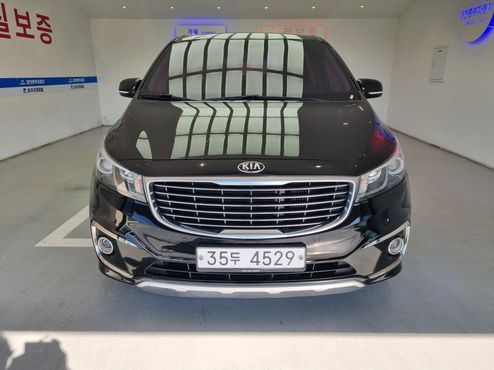 Kia Carnival 7-seater Limousine VIP — пробег 130 590 км — фото 1 из 5