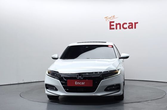 Honda Accord 2.0 Hybrid Touring — пробег 73 395 км — фото 3 из 5
