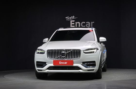 Volvo XC90 T8 Ultimate Bright Hybrid — пробег 147 443 км — фото 3 из 5
